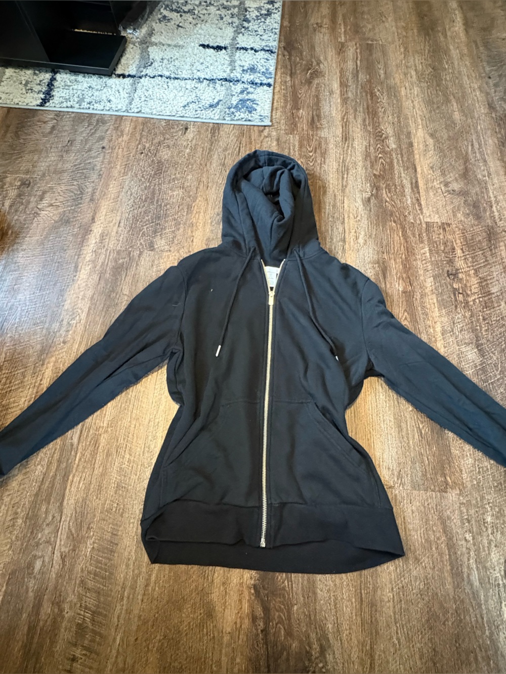 Black zip up h&m hoodie!